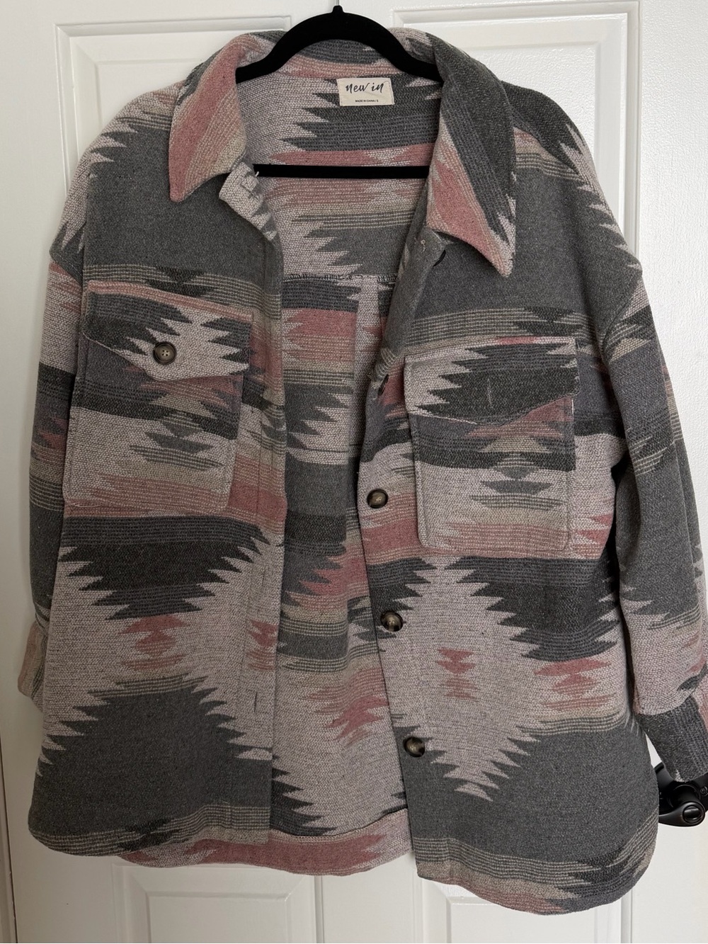 Boutique Southwestern Pattern Shacket in Gray and Dusty Pink